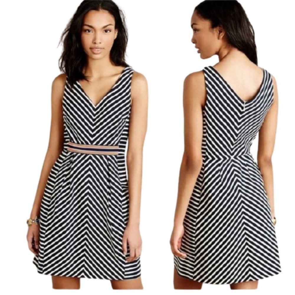 Maeve by Anthropologie Mitered Chevron Dress Lined - Navy/Ivory - 12